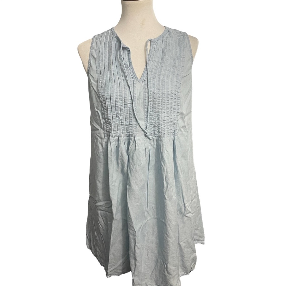Old Navy light blue top M